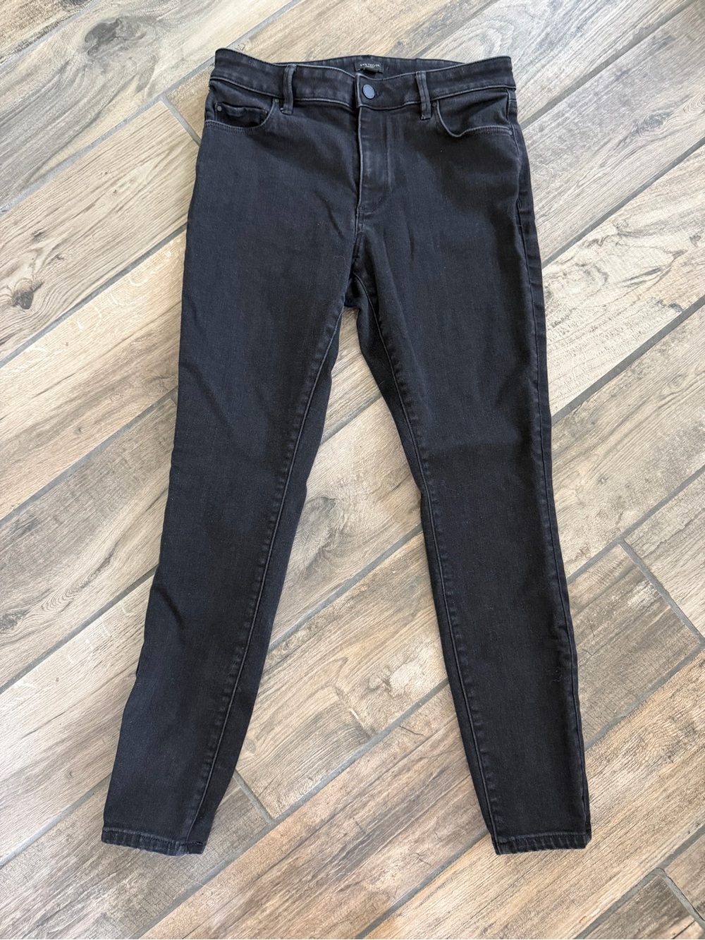 Ann Taylor Black Skinny Jeans